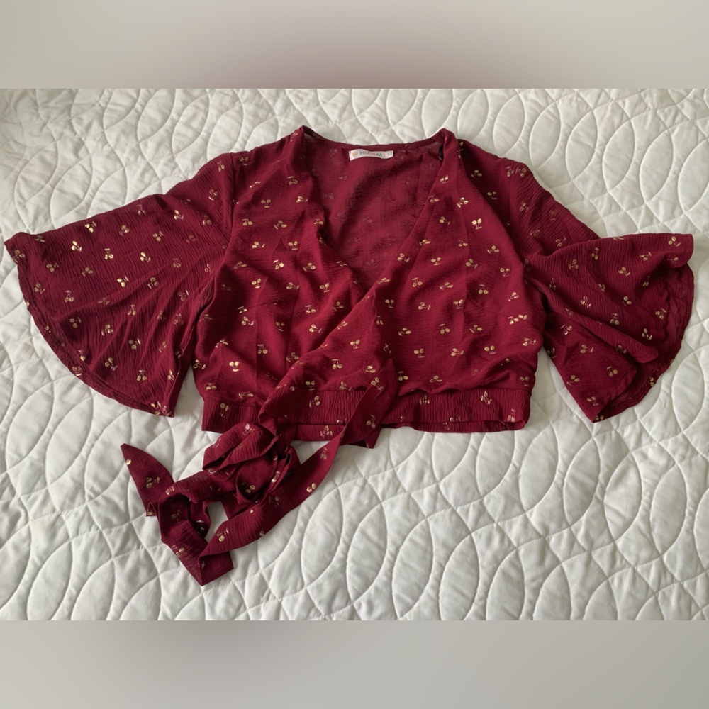 #20 Gorgeous deep red crinkle fabric with gold cherries wrap top.  Size 12